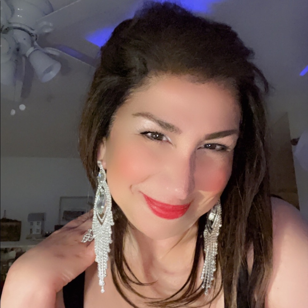 Meet your Posher, Rima